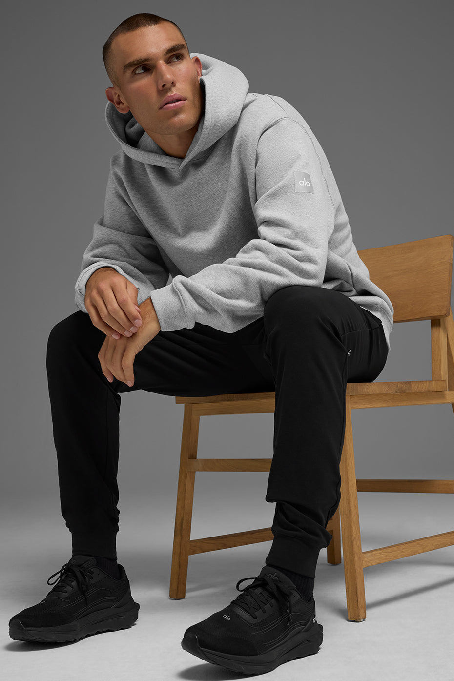 Renown Heavy Weight Hoodie - Athletic Heather Grey